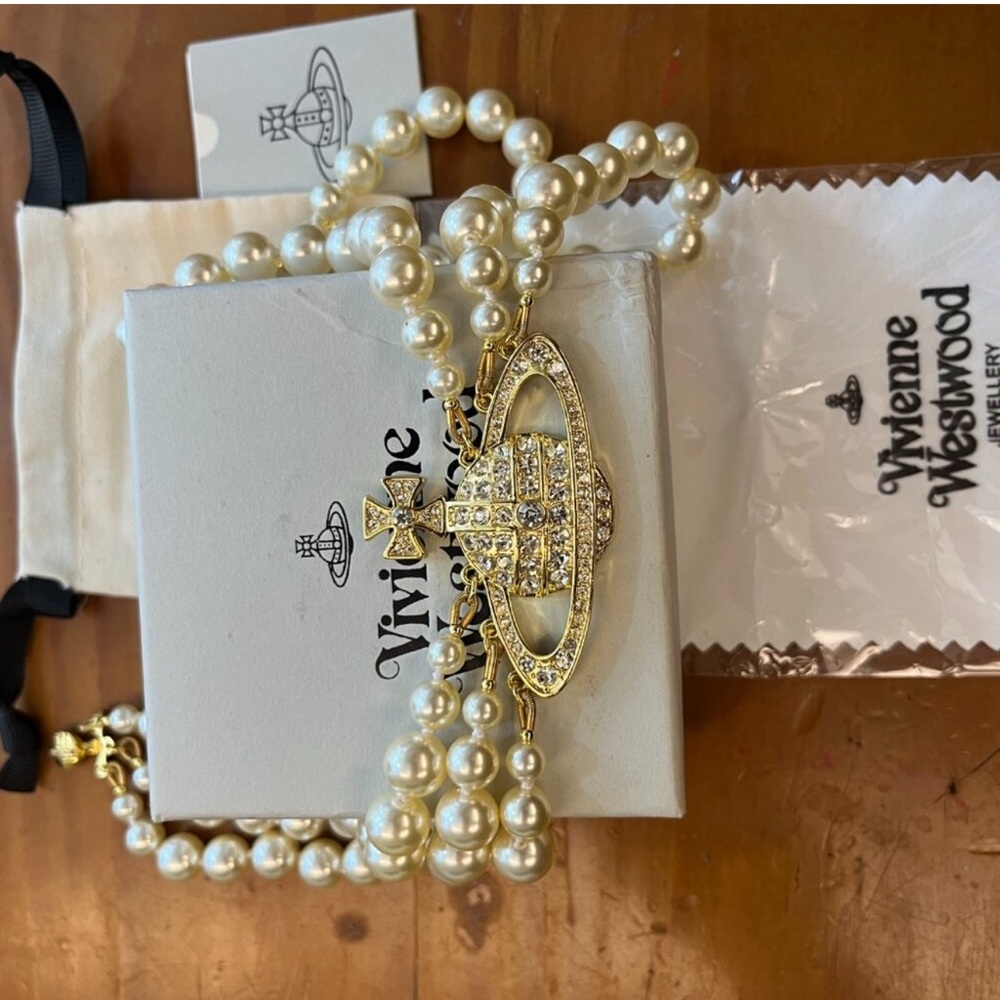 Vivienne Westwood Gold Orb Pearl Necklace